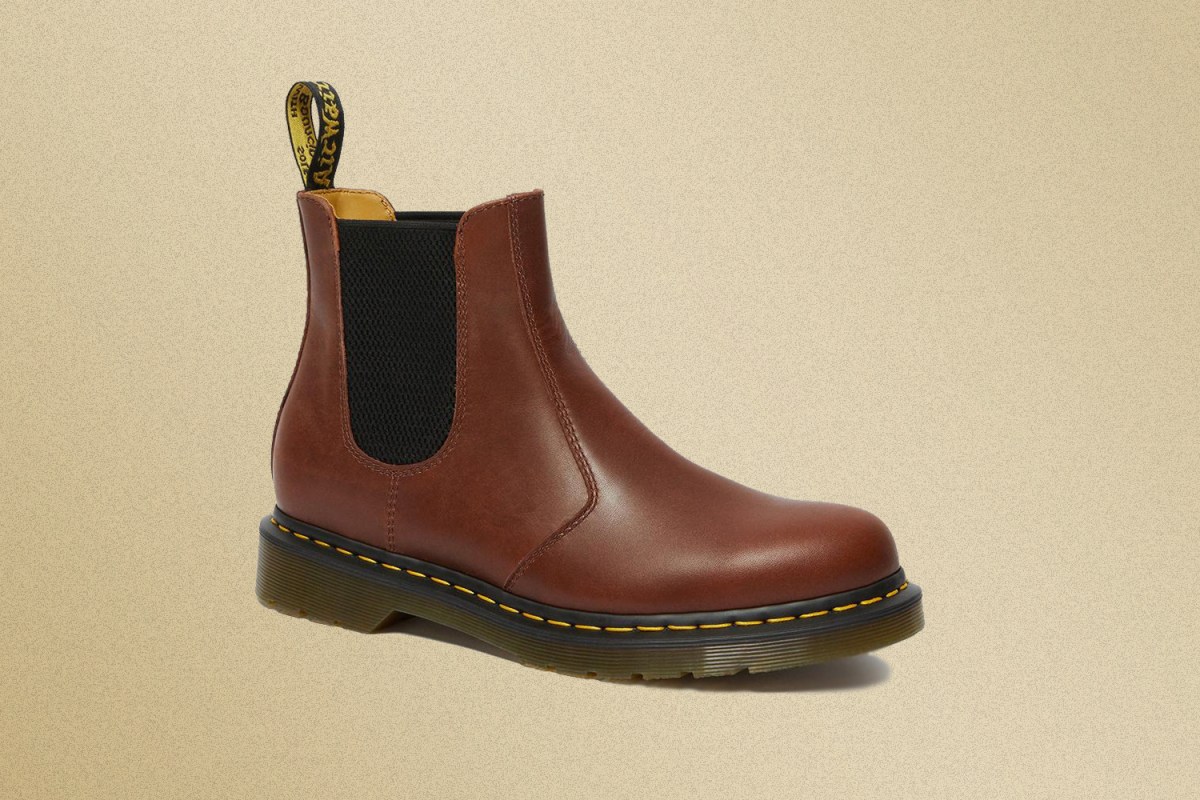 A Dr. Martens 2976 Classico Chelsea boot for men in brown leather