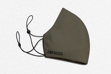 Outdoor Research Essential Face Mask in fatigue green