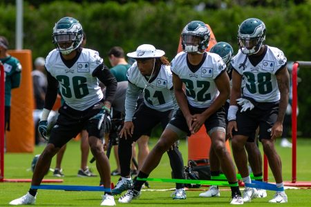 Philadelphia Eagles cornerbacks at OTAs