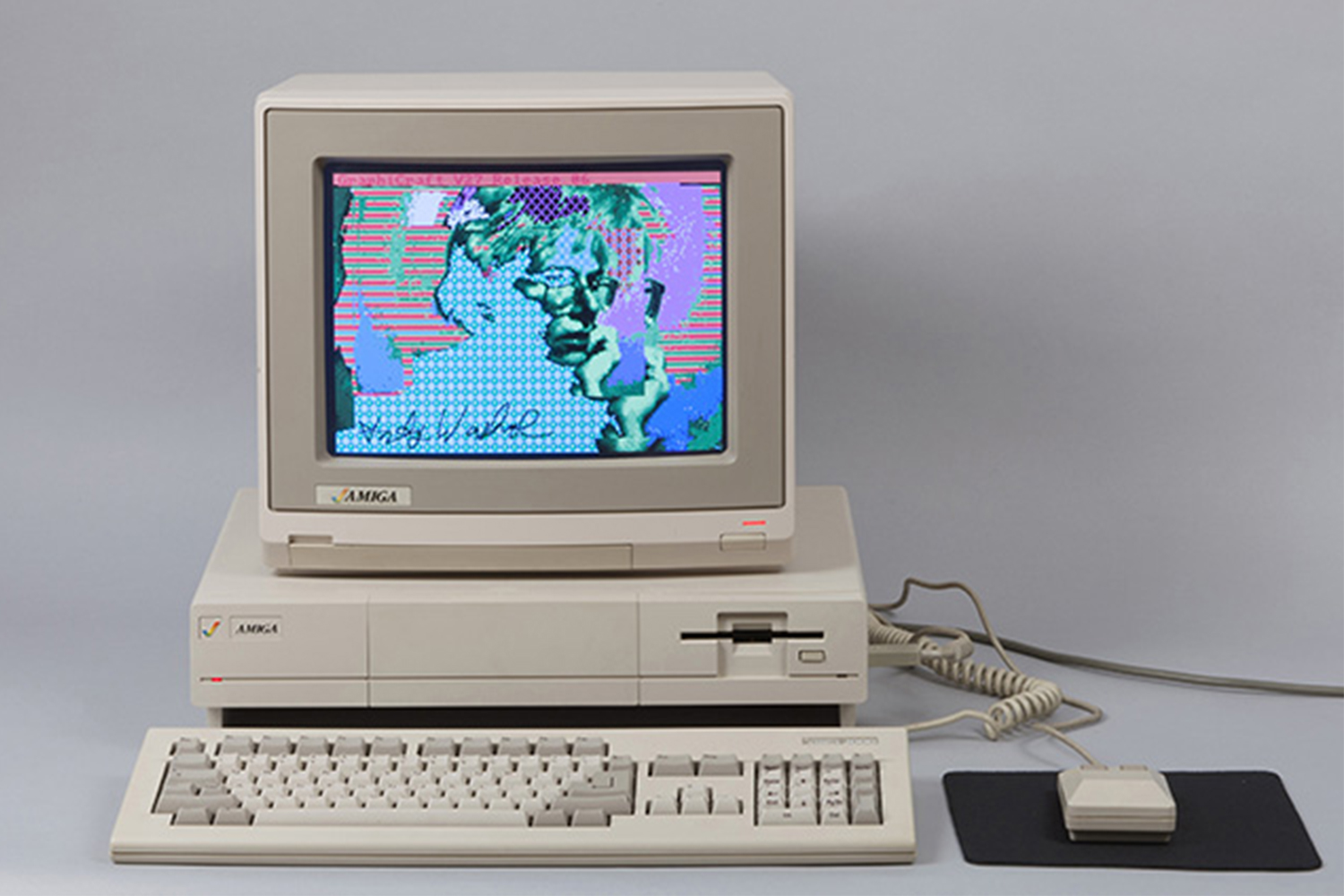 A recreation of Andy Warhol's Amiga at the Andy Warhol Museum