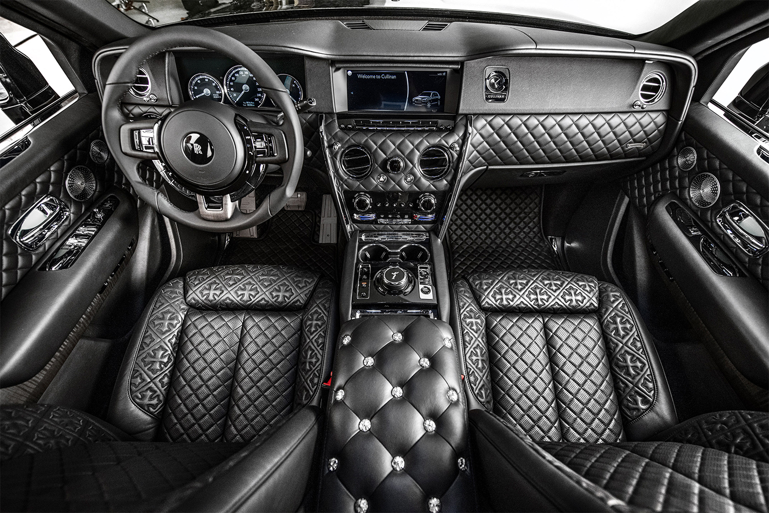 The front two seats of Drake's new Rolls-Royce Cullinan made with Chrome Hearts