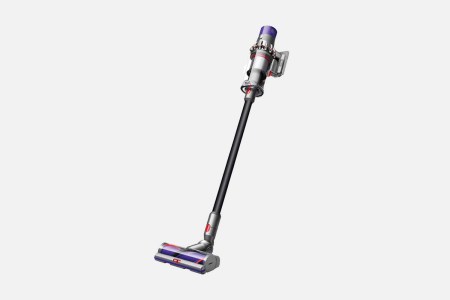 Deal: Dyson’s Cyclone V10 Absolute Vacuum Is $100 Off