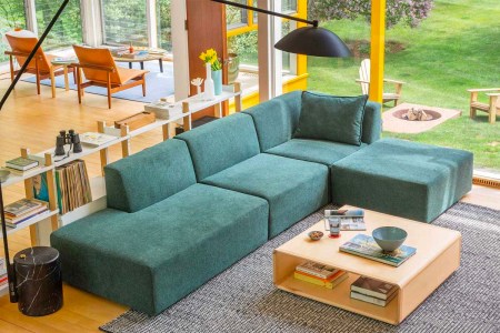 Deal: Save Up to $375 During Floyd’s Summer Sale