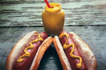 20 Experts Weigh in on the “Is a Hot Dog a Sandwich?” Debate
