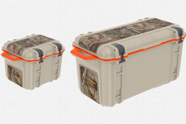 Two OtterBox Venture Coolers in 25 and 65 quart sizes