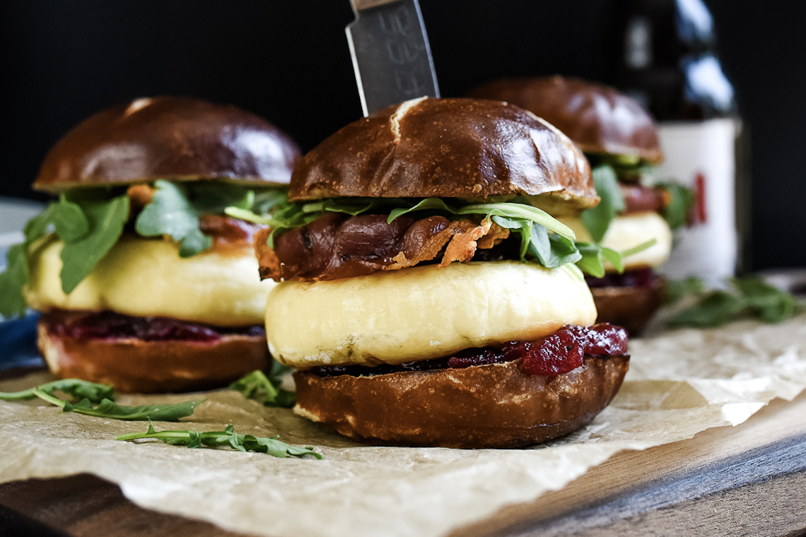 Grilling cheese sliders