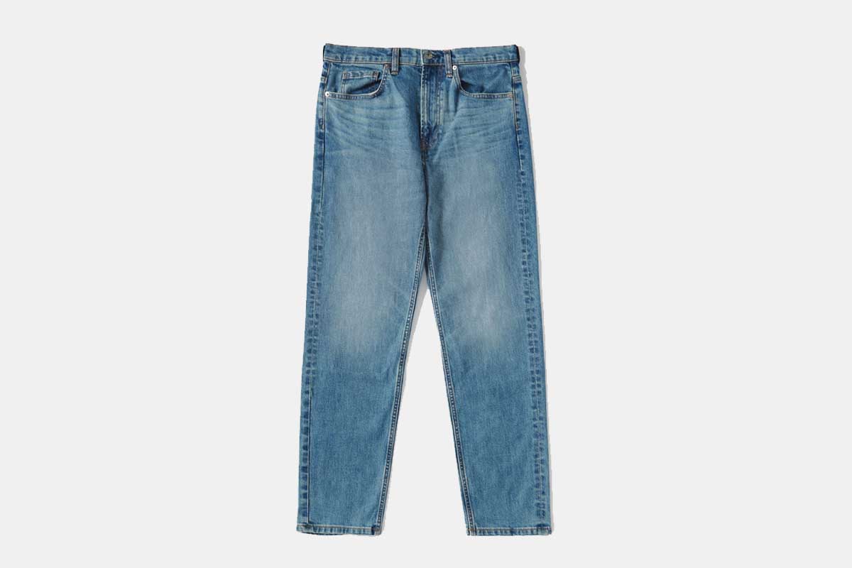 Deal: Everlane’s Classic Straight-Fit Jeans Are a Whopping 60% Off