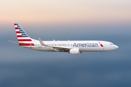 Major Airlines Are Now Asking Employees to Volunteer at Airport