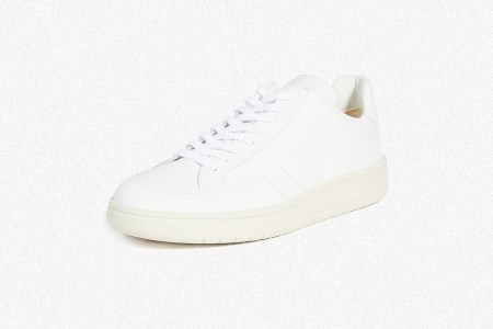 Deal: Veja’s Ever-Popular V-12 Sneakers Are 30% Off at East Dane