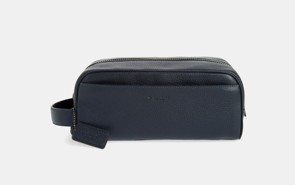 Coach Pebbled Leather Dopp Kit in Navy