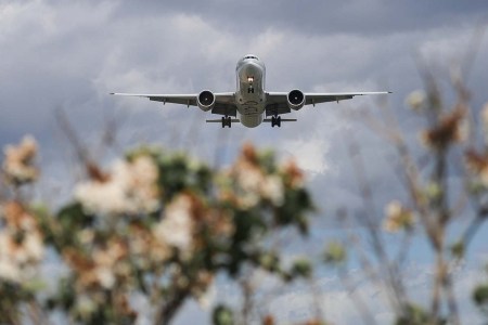 A Qatar Airways flight prepares for landing at the Brussels Airport in Zaventem, Belgium, May 21, 2021. The carrier just topped AirlineRanking's Best Airlines list.