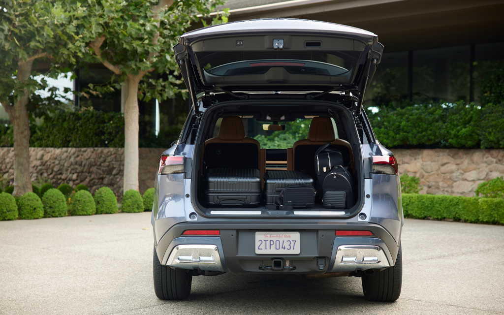 Make use of seating for up to seven with additional storage space in the rear