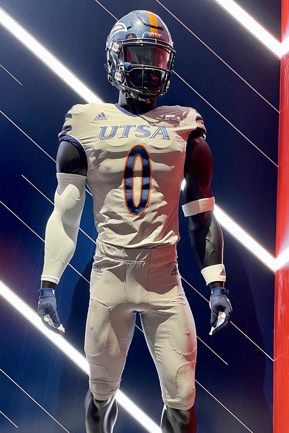 UTSA Athletics 2021 football uniforms