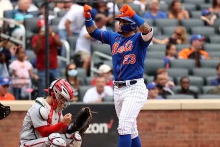 MLB pro Javier Baez reacts to the fans with a thumbs down gesture, reminding New York Mets fans that MLB players are the biggest babies in professional sports.