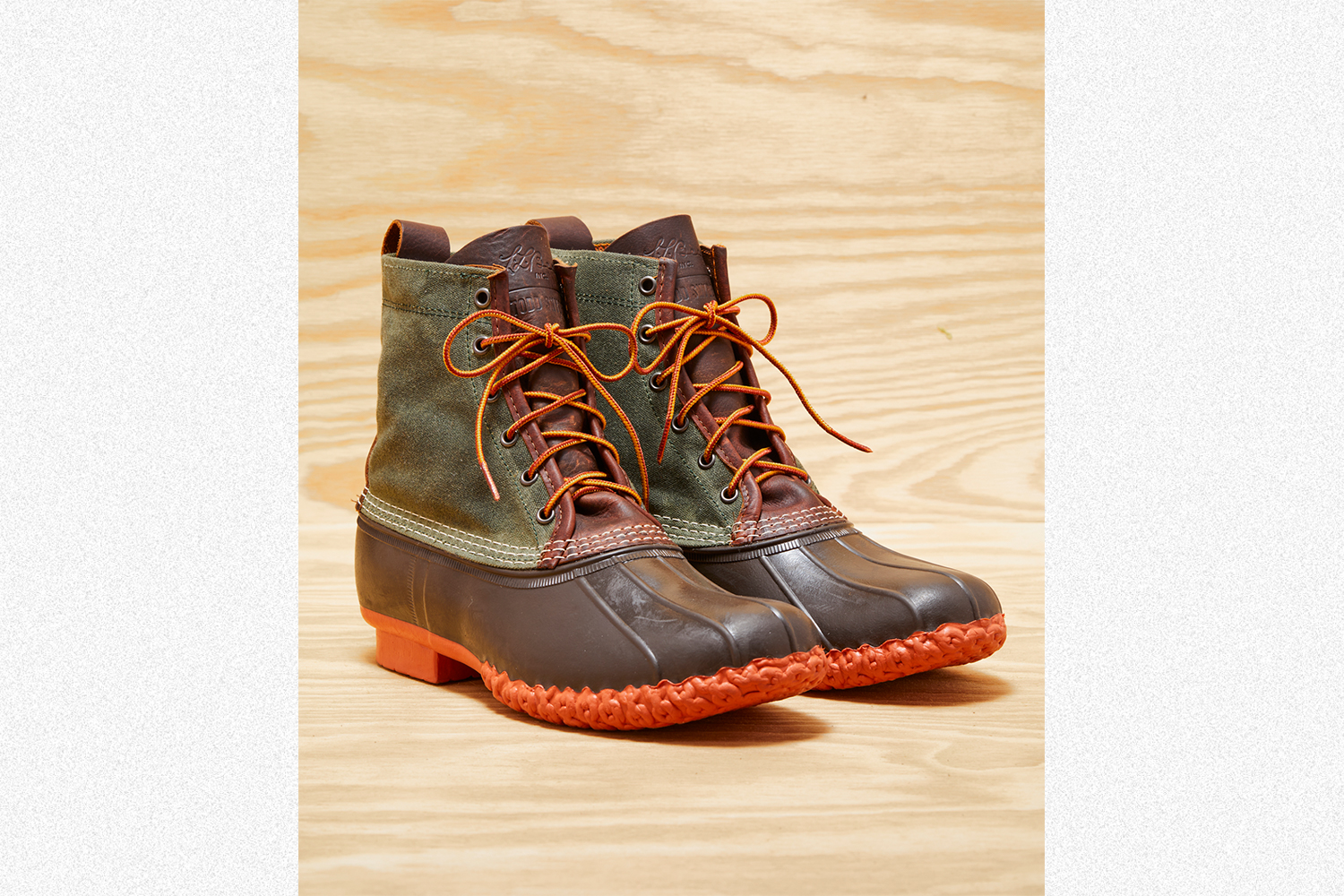 Todd Snyder x L.L.Bean Waxed Canvas Bean Boot in Olive