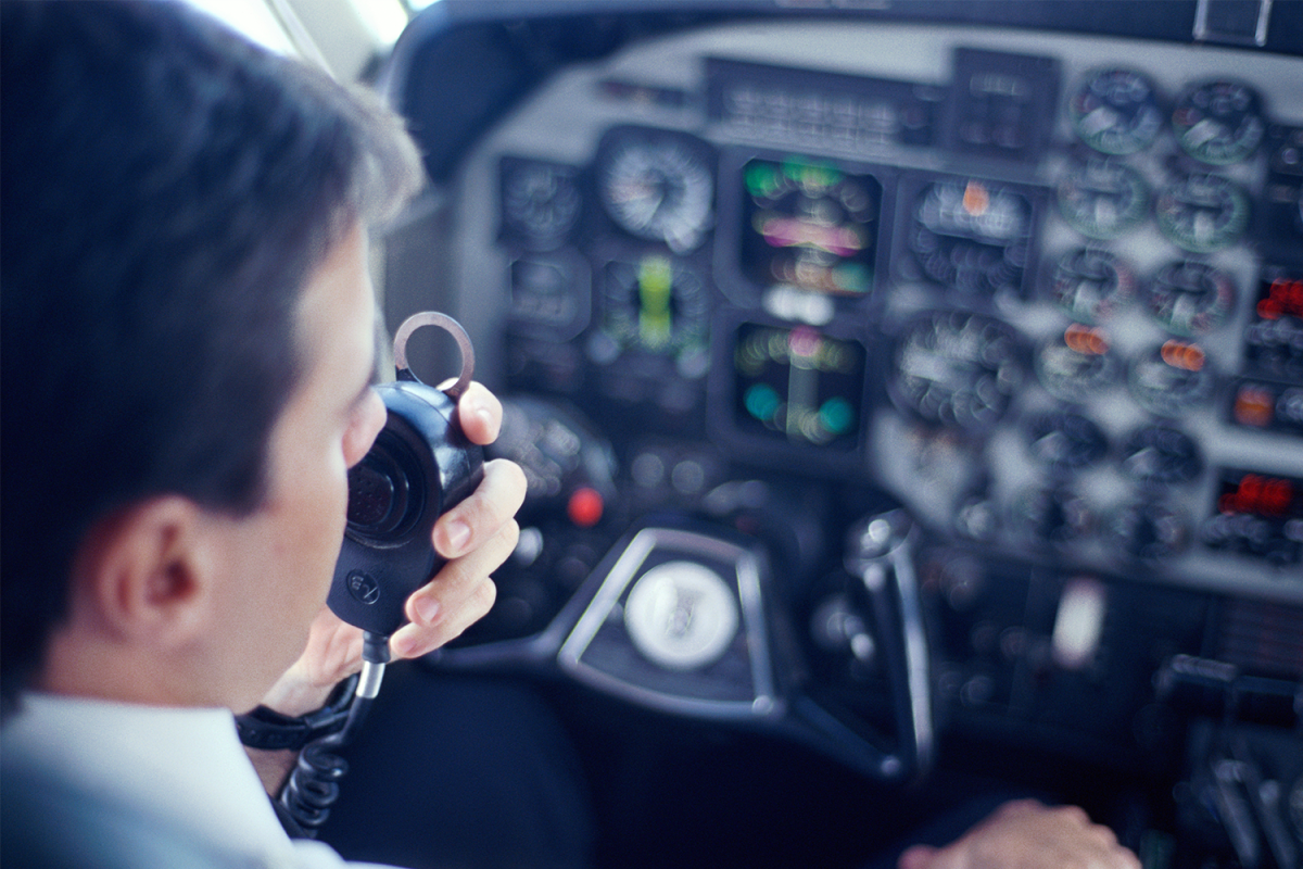 Could You, an Untrained Pilot, Land a Plane in the Event of an Emergency?