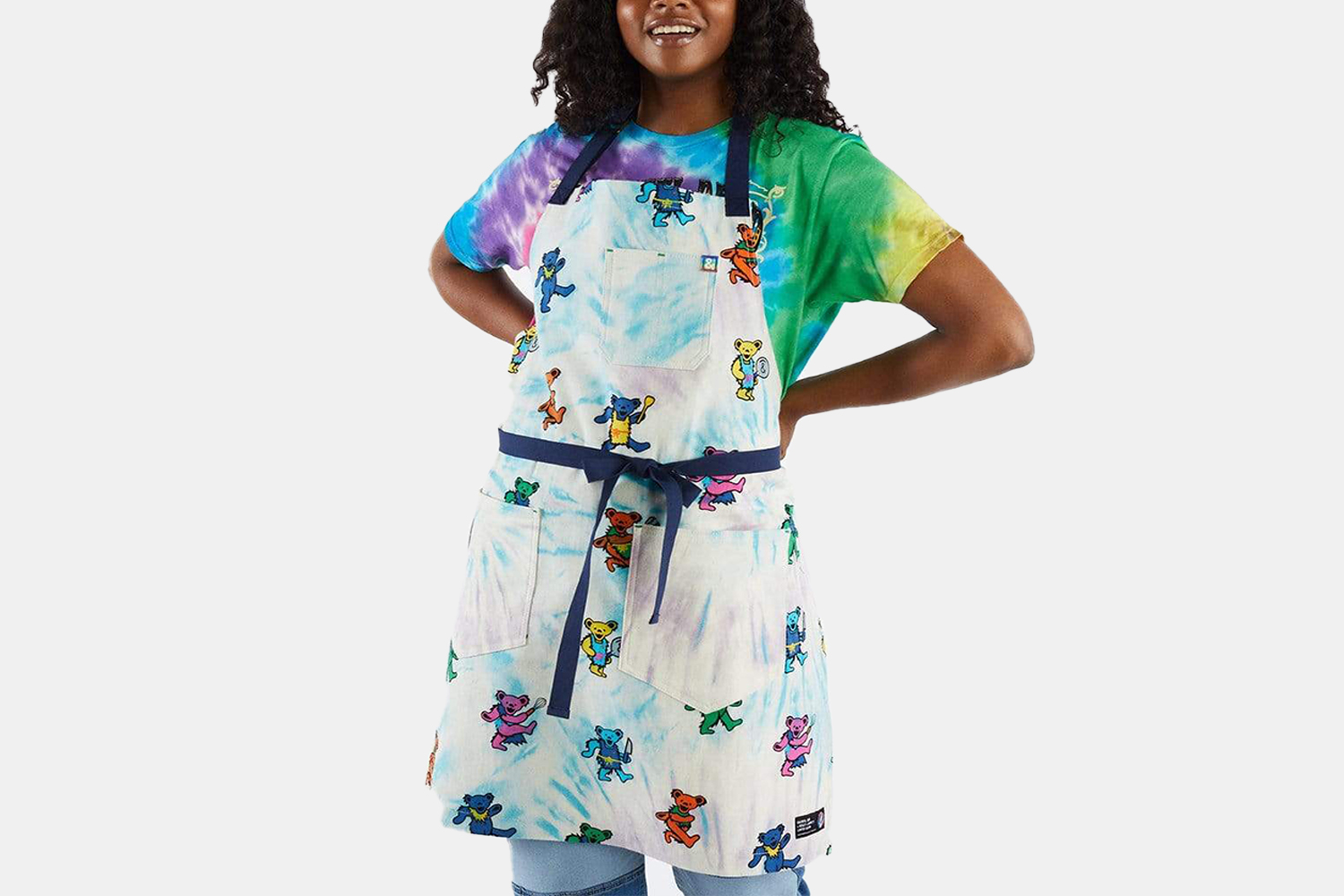 a bear printed apron 