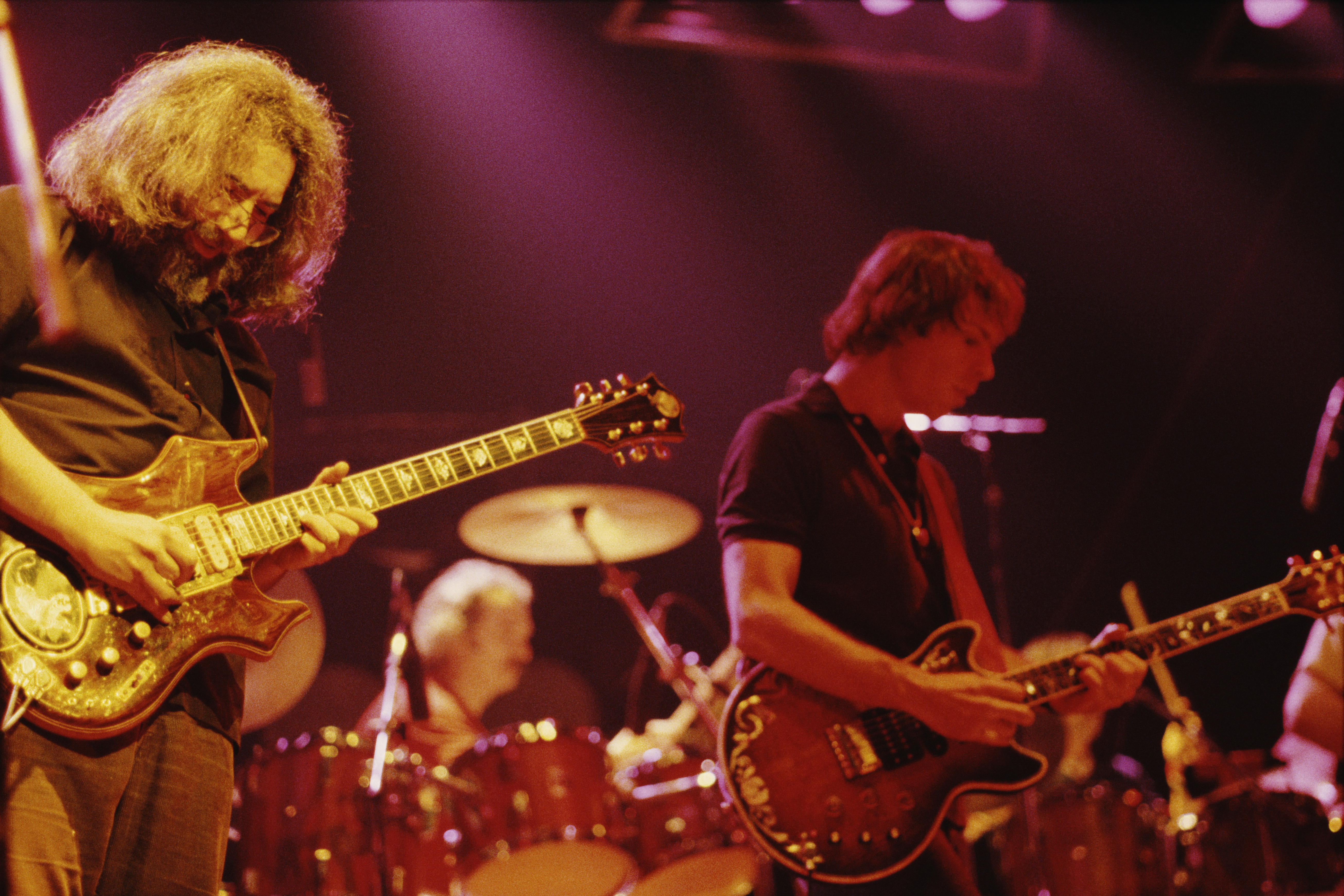 Jerry Garcia (left) and Bob Weir of American rock band The Grateful Dead performing at the Wembley Empire Pool in London on 7th April 1972.