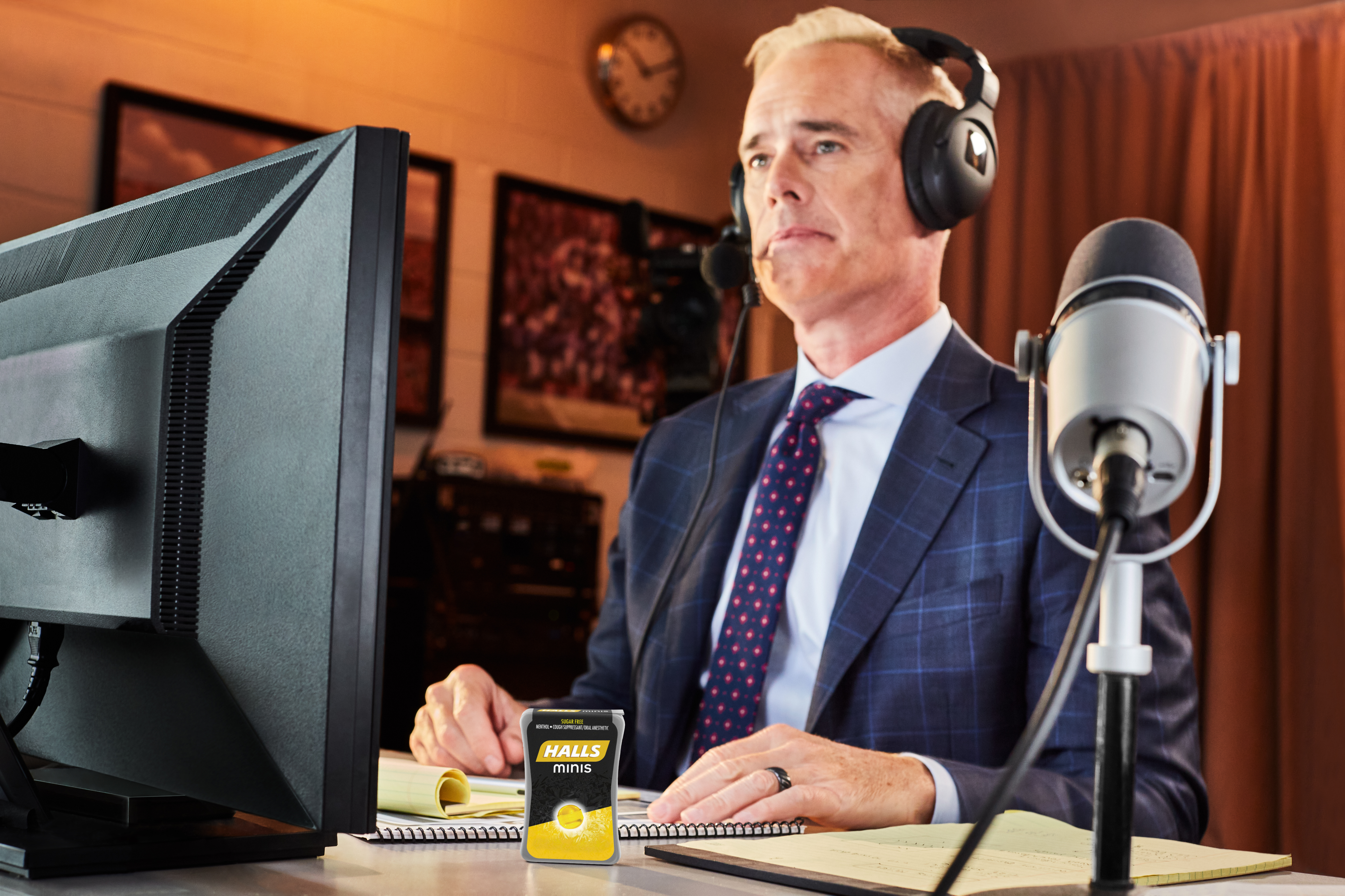 Joe Buck will be doing 25 personalized Cameo messages