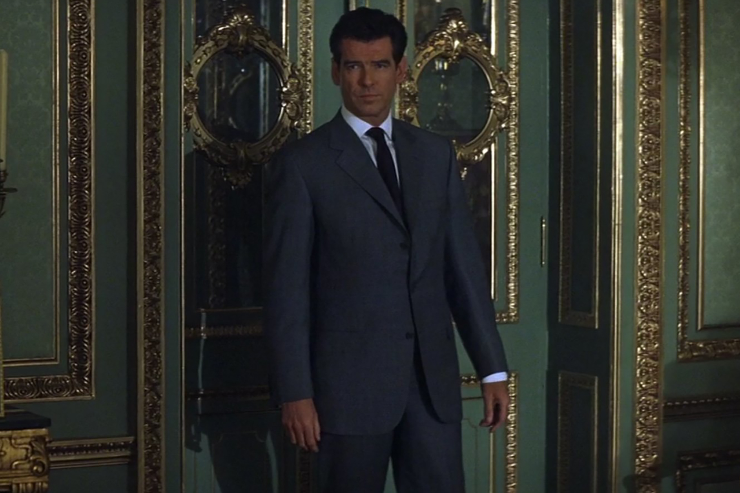 Pierce Brosnan wears a beautifully tailored suits from the Brioni house in The World is Not Enough.