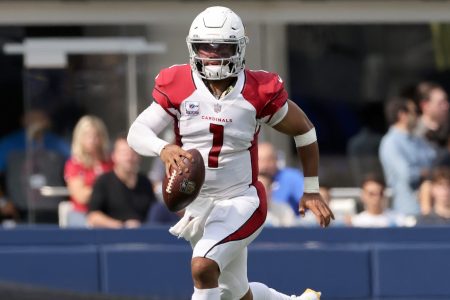 Kyler Murray of the Arizona Cardinals scrambles