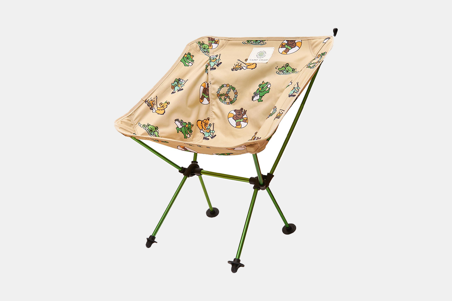 une chaise de camping avec l'iconographie des barres de danse Grateful Dead