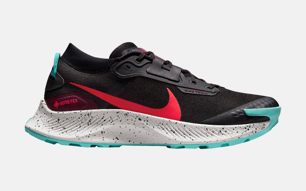 Agradecido Día Para llevar Deal: Hit the Trail With 20% Off Nike's Pegasus Gore-Tex Running Shoe -  InsideHook