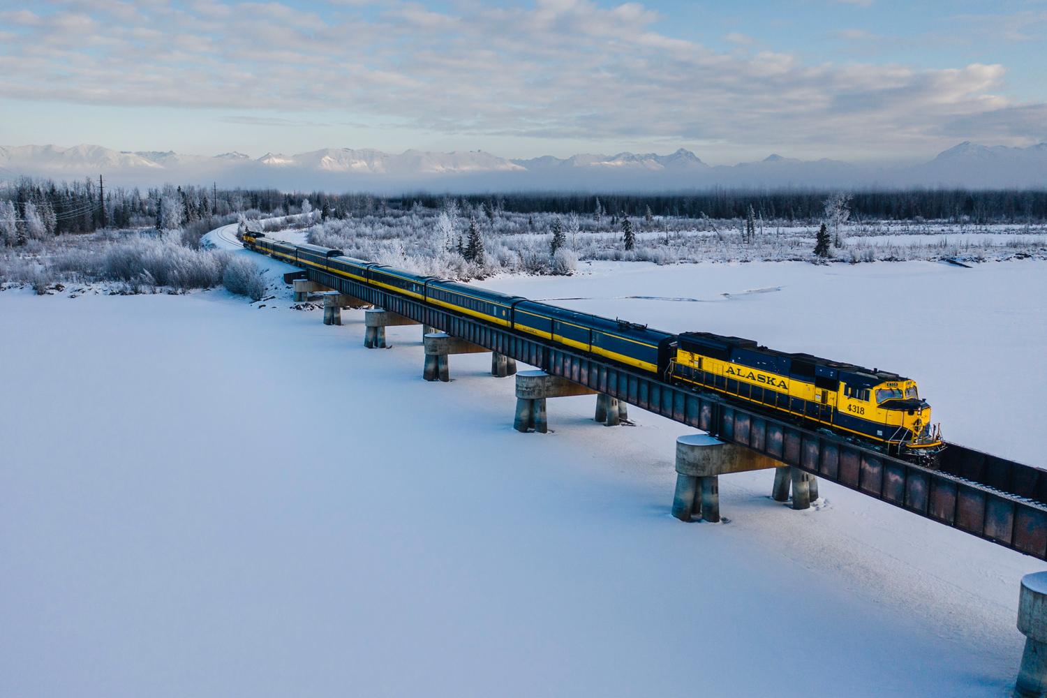Aurora Winter Train