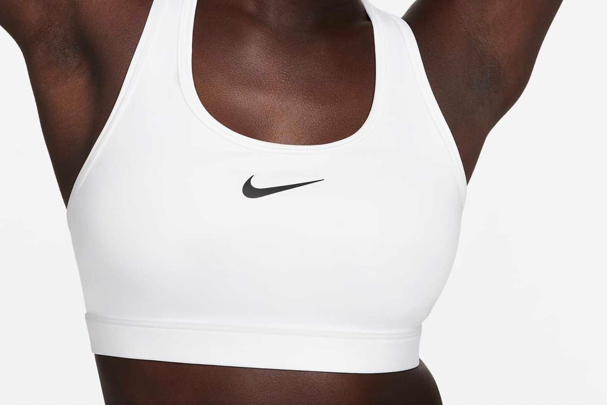 Nike Swoosh Women’s Medium-Support Padded Sports Bra
