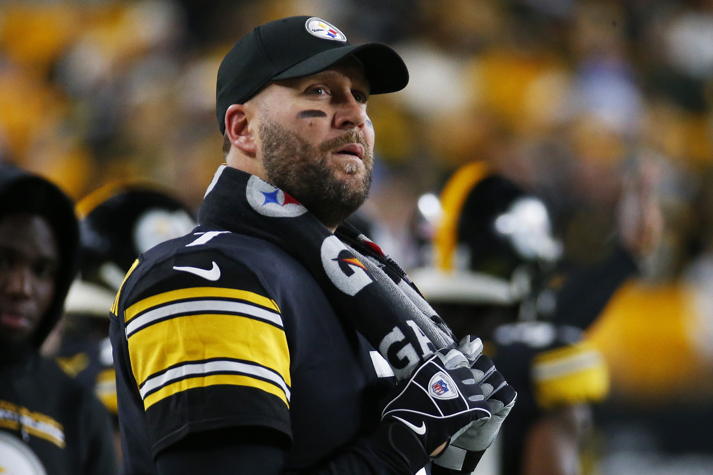 Ben Roethlisberger of the Pittsburgh Steelers watches against the Baltimore Ravens at Heinz Field