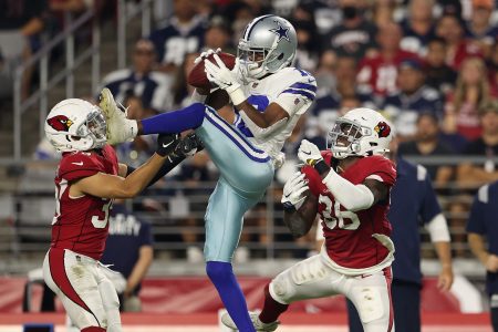 Wide receiver Reggie Davis makes a 32-yard reception over Shawn Williams and Jace Whittaker in a preseason game at State Farm Stadium