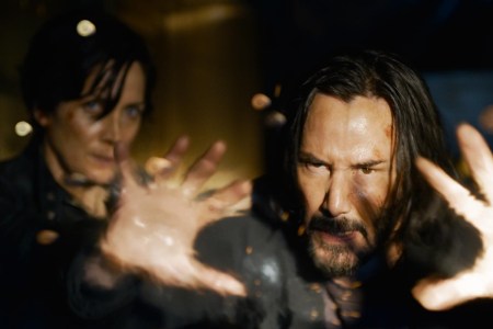 Carrie-Anne Moss and Keanu Reeves in "The Matrix Resurrections"