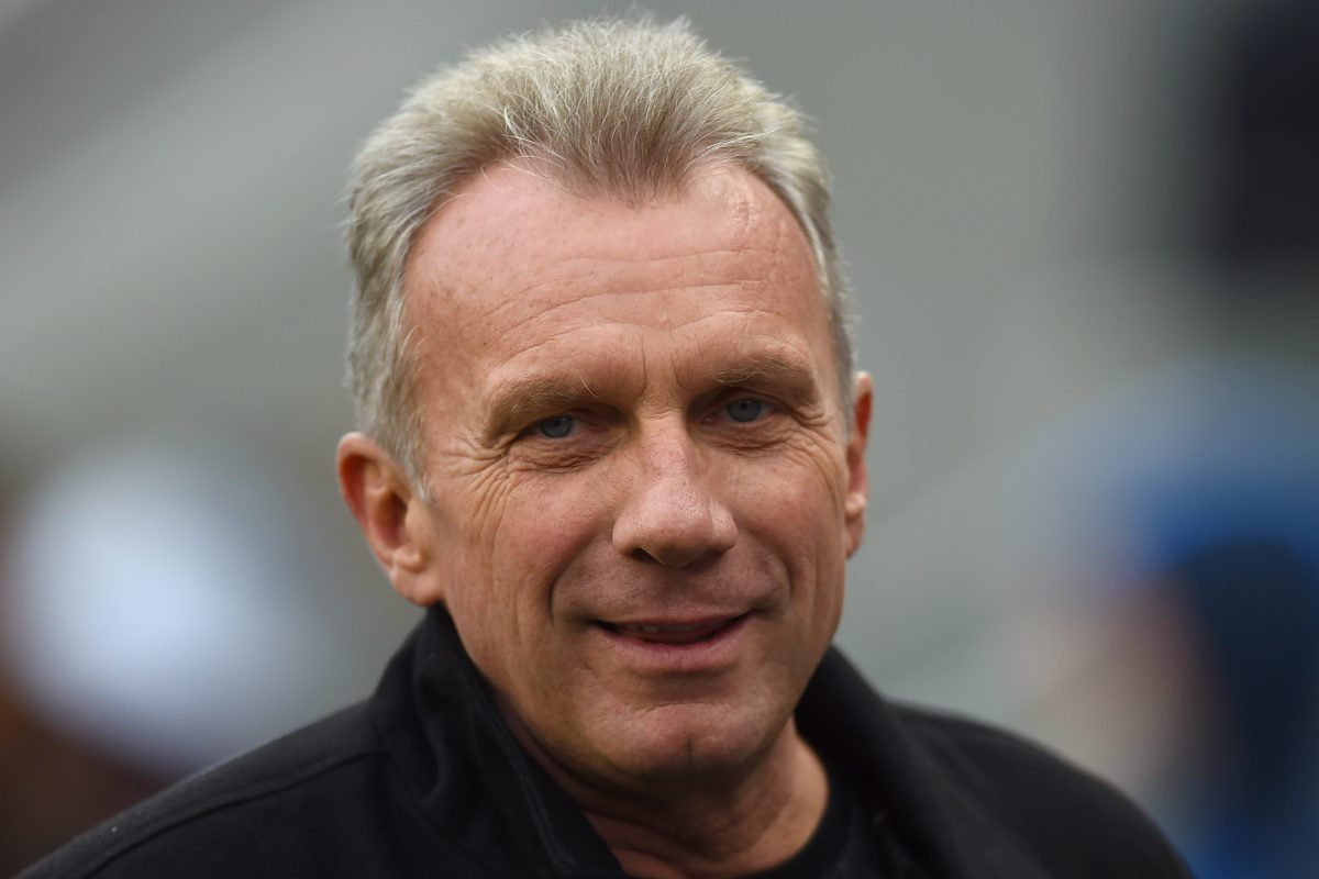 Ex-San Francisco 49ers quarterback Joe Montana looks on from the sidelines during a 2015 NFL game