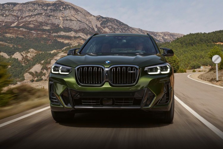 The BMW X3 M40i SUV is luxurious and sporty. Read our full review of the vehicle after test driving it.