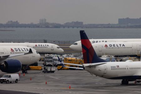 Delta planes