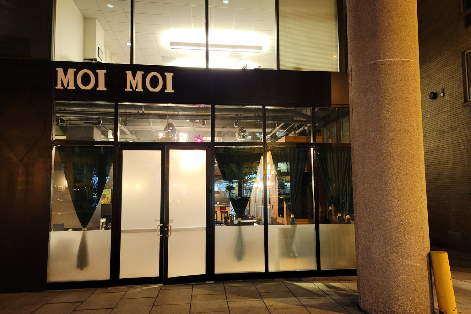 Exterior of Moi Moi restaurant