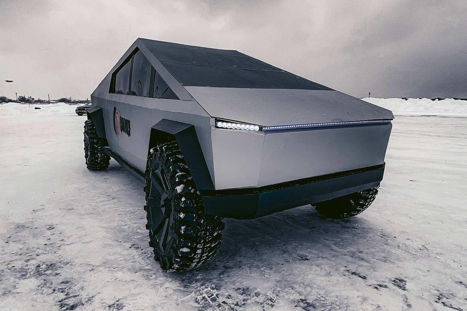 The Tesla Cybertruck replica from Russian YouTube group Garage 54 sitting out in the snow in Siberia. We spoke with YouTube host Vlad Barashenkov about how it came together.