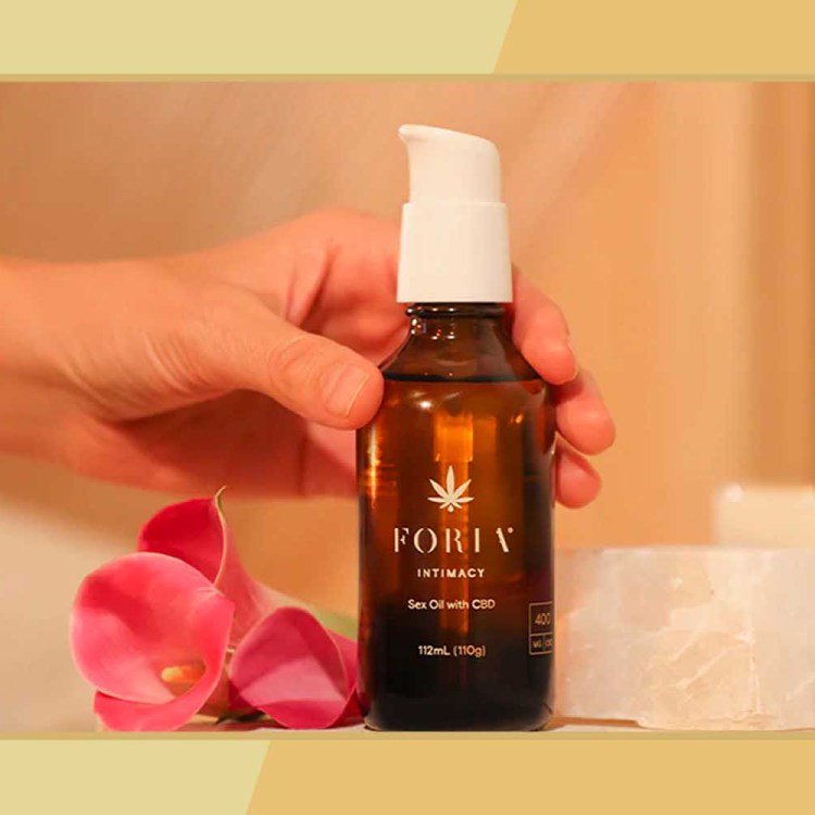 Review: Foria’s Intimacy Sex Oil With CBD Is the Only Lube You Need