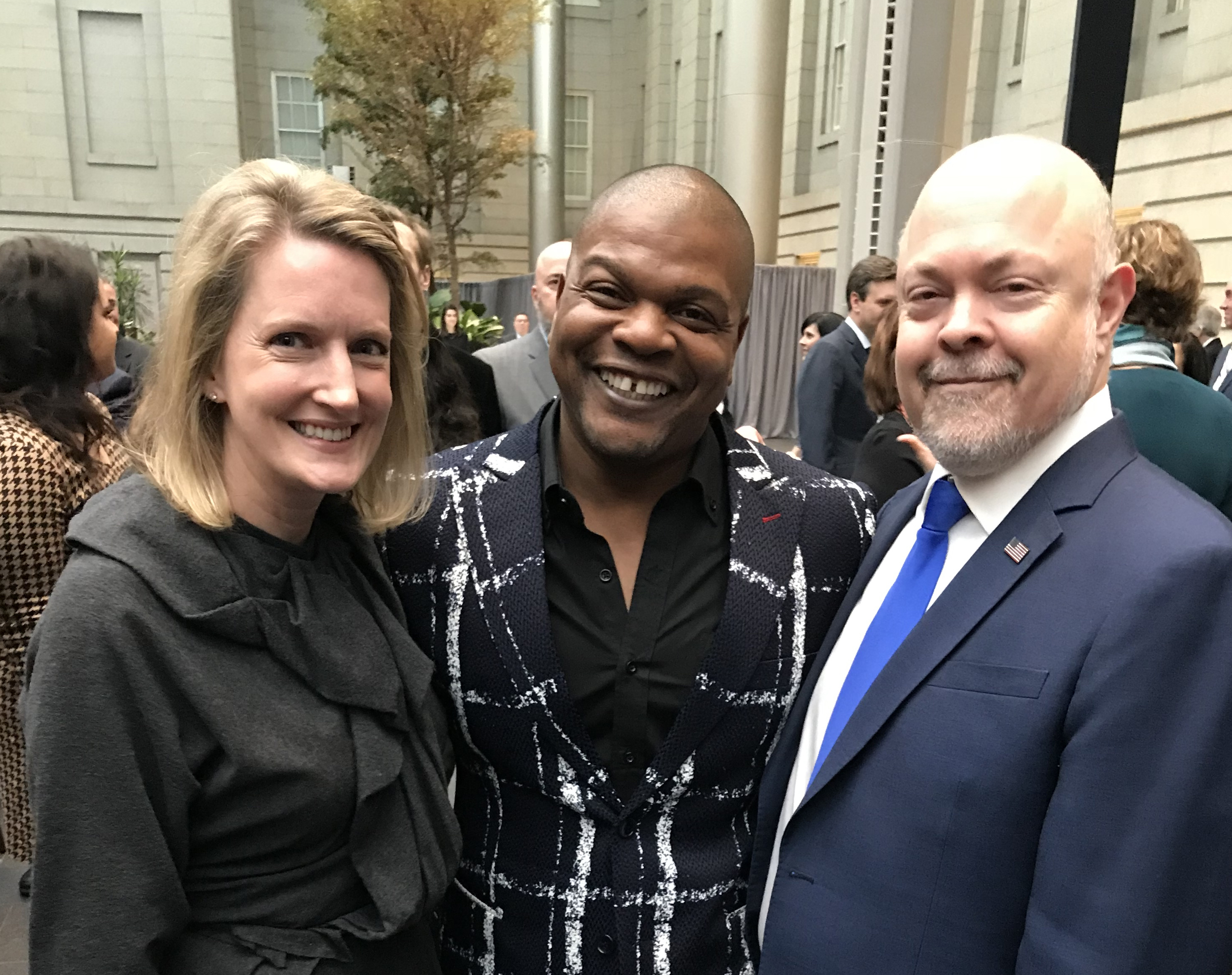 Julie Roberts, Kehinde Wiley and Bennett Roberts at the President Barack Obama Portrait Unveiling, National Portrait Gallery, Washington DC, 2018.