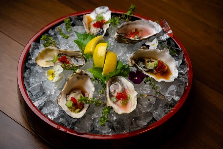 Plate of Oysters from Kaiyo.