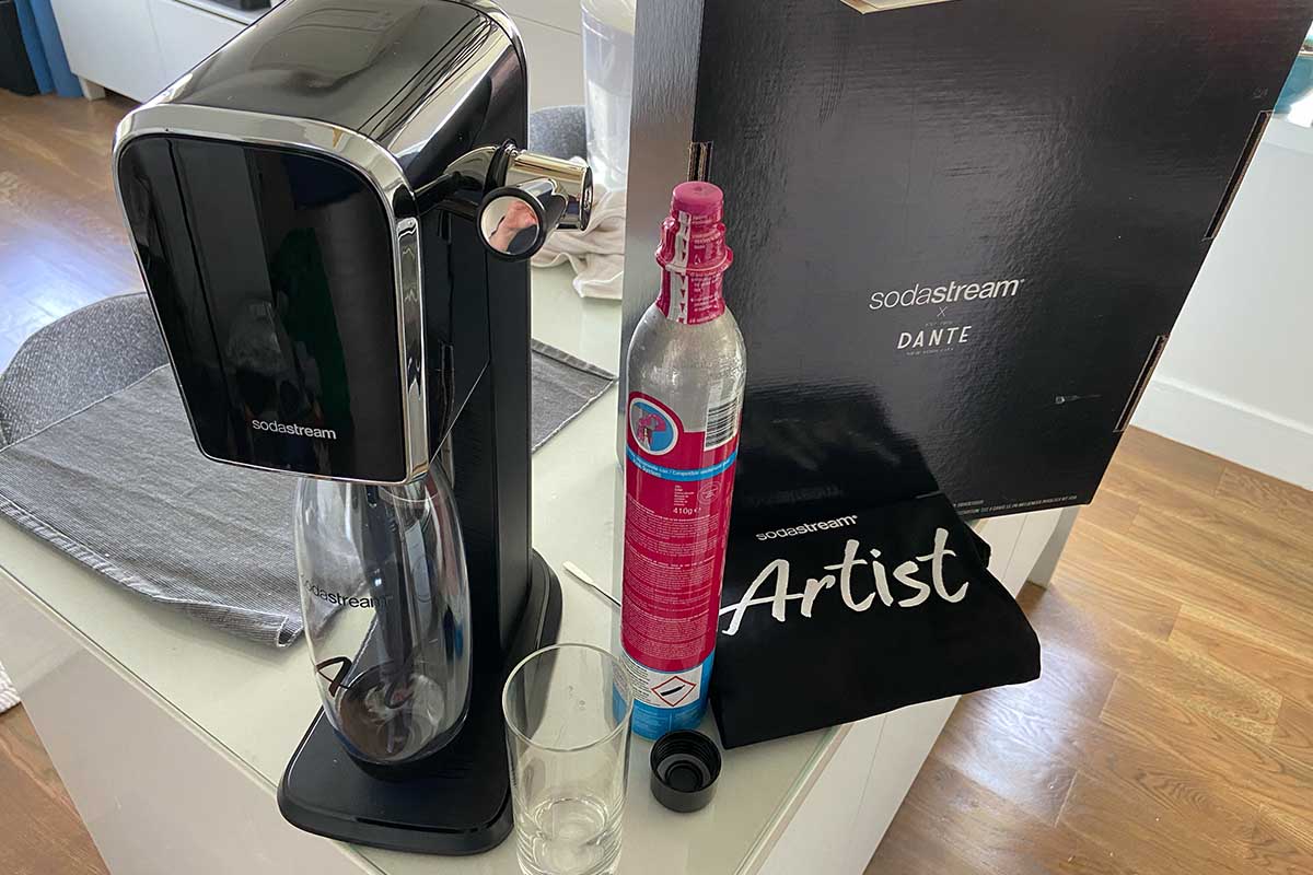 Review: The SodaStream Art Is the Best Sparkling Water Machine - InsideHook