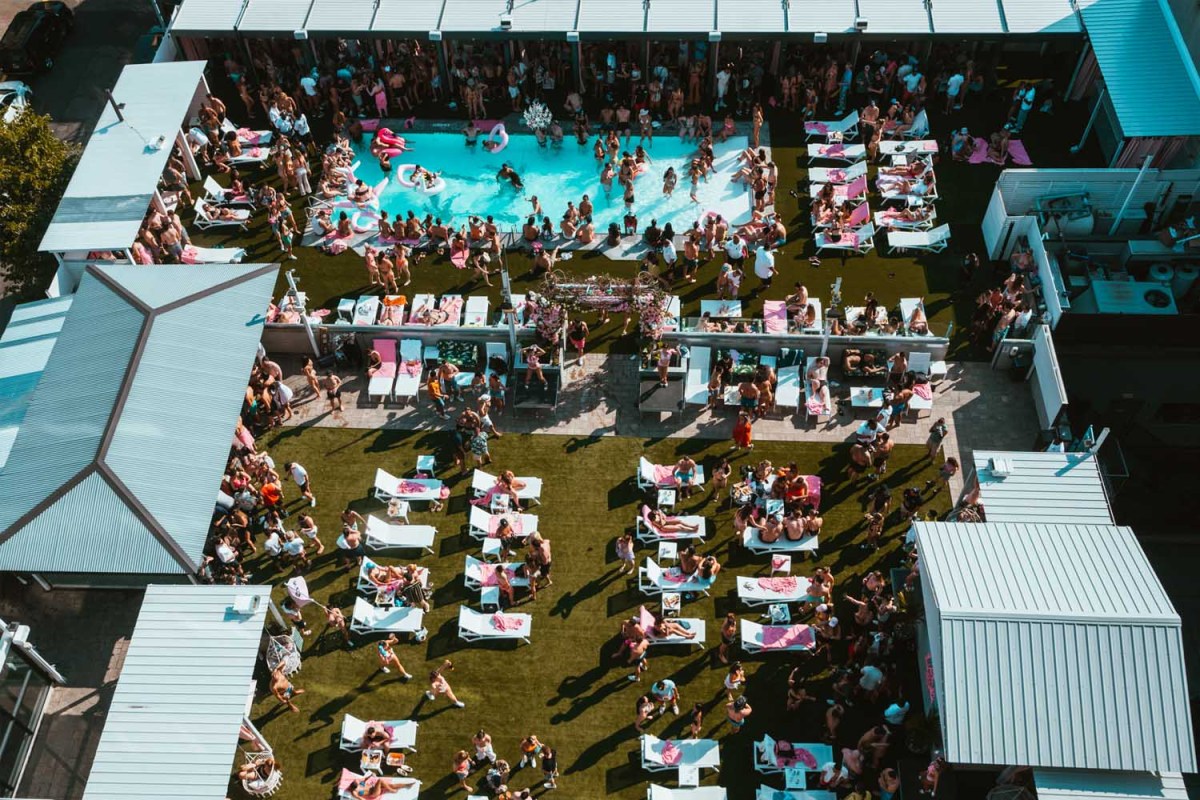 Long Island City's newest rooftop day club is one worth checking out this summer. 