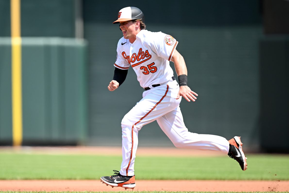 Adley Rutschman of the Orioles runs the bases against the Rays. Why is he wearing Hall of Famer Mike Mussina's number? We look into the matter.