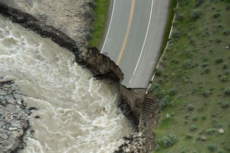 Yellowstone Floods Showed What Climate Change Can Do to Beloved National Parks
