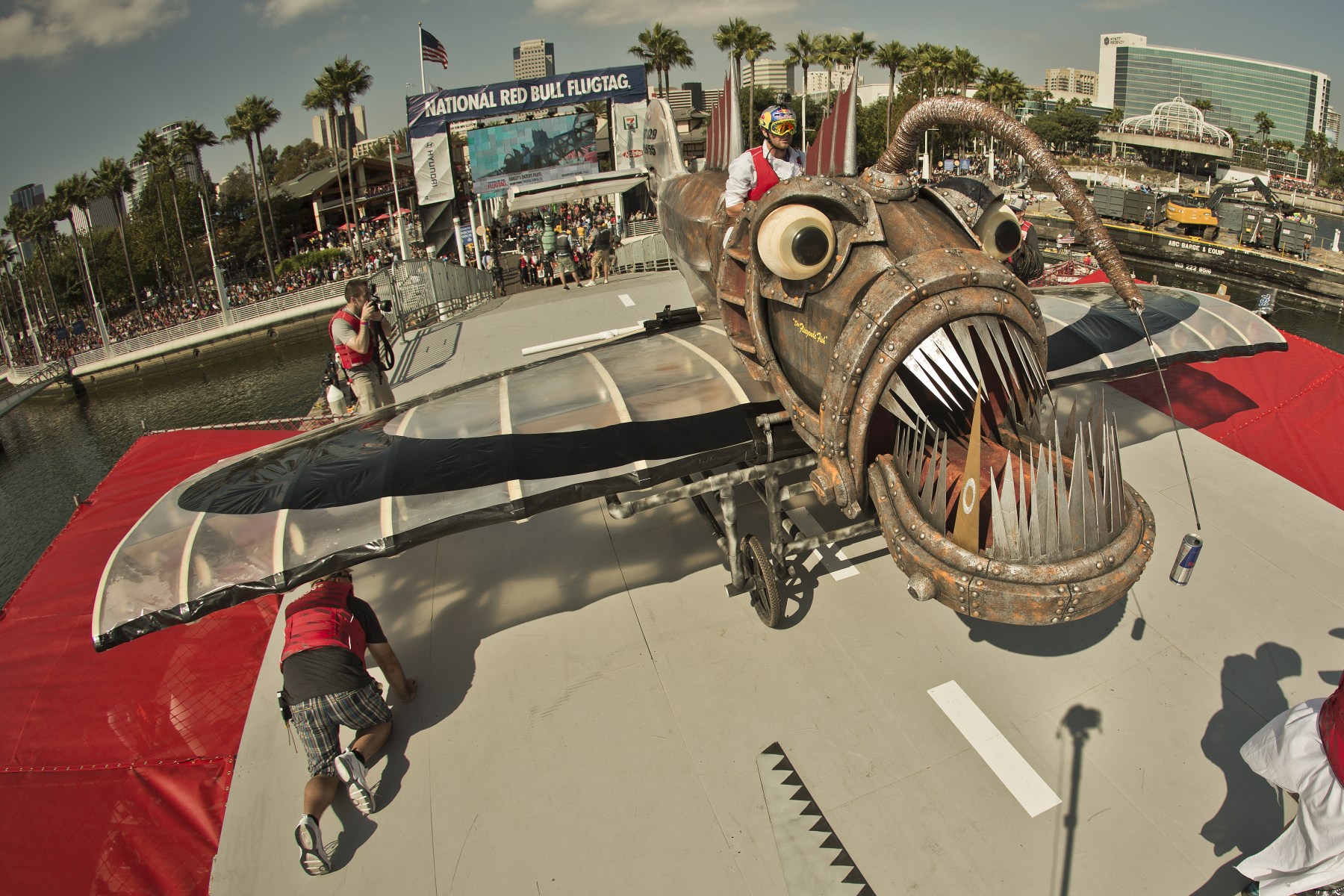 The Oakley Factory Pilots prepped for flight in an expertly assembled Anglerfish-inspired aircraft at the Long Beach Flugtag Race.