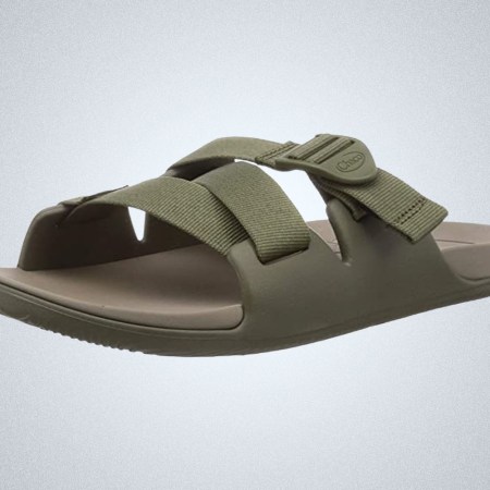 a single green Chaco Chillos Slide on a grey background