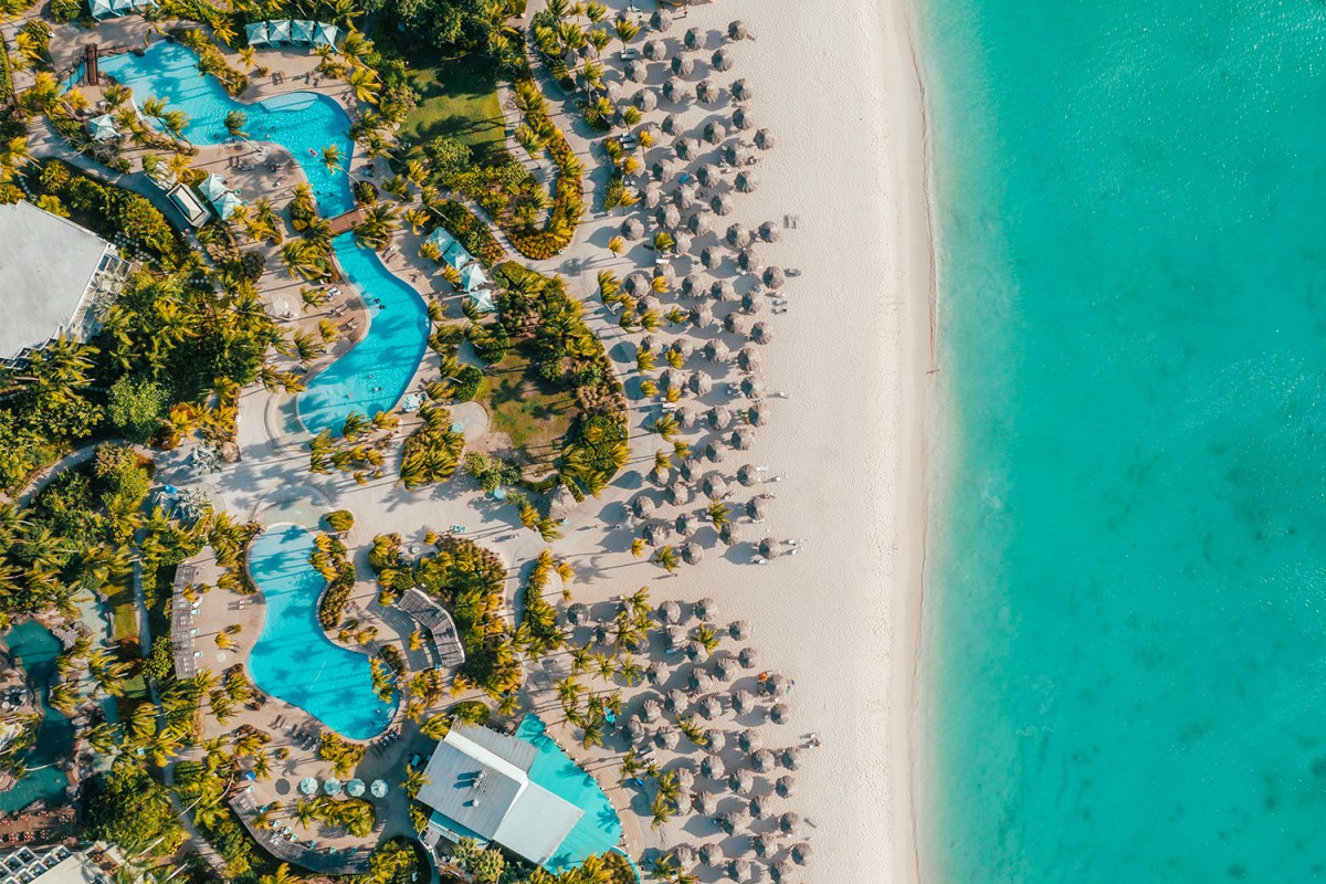 Hilton Aruba, the Island's Oldest Hotel, Is Still a Top Caribbean