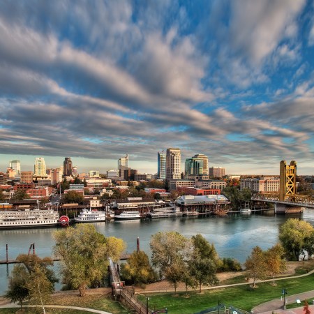 The Sacramento city skyline with a view of the river