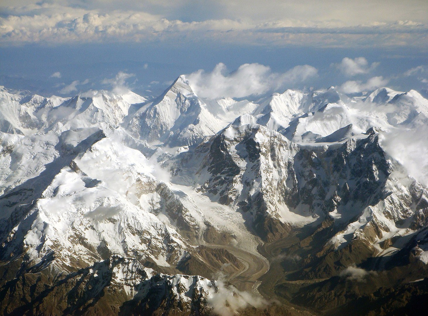 The race passes through the Tian Shan mountains, through which the Silk Road Mountain Bike Race passes