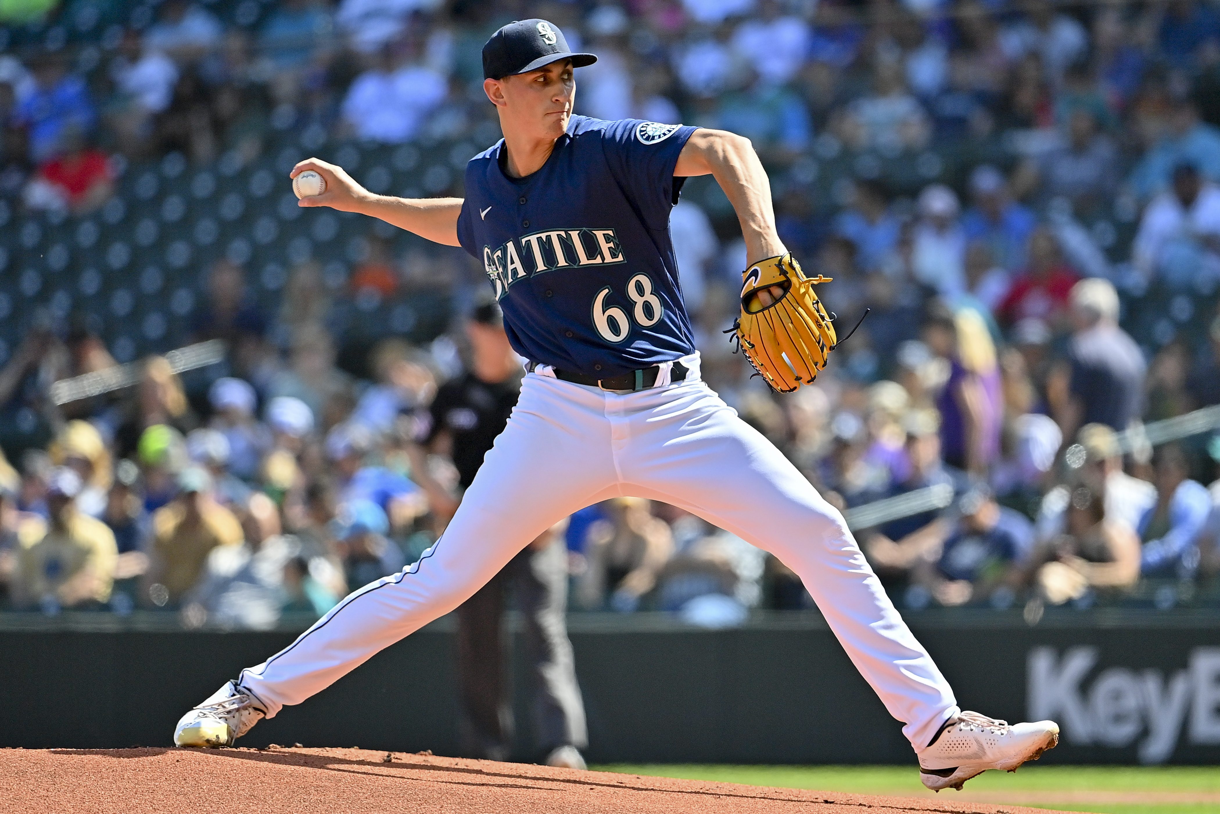 George Kirby of the Mariners throws a strike.